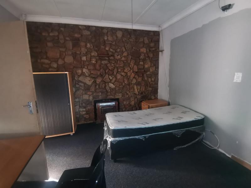 To Let 1 Bedroom Property for Rent in Die Bult North West